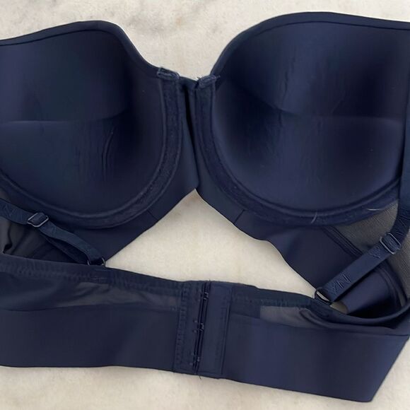 Nautica Women's Navy Bra Sustainably Crafted Recycled Microfiber/Mesh SZ 36C NWT - Picture 6 of 8